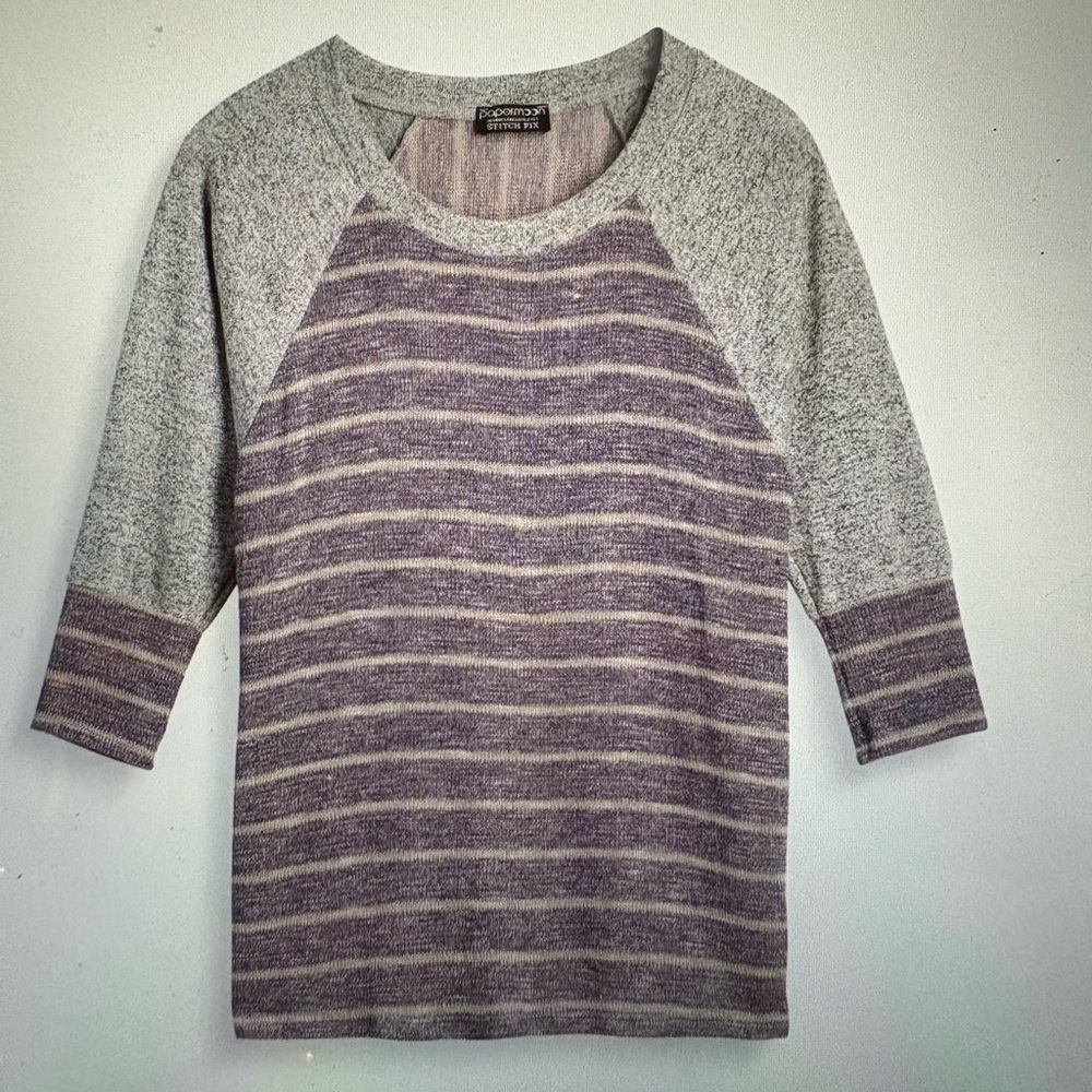 Papermoon - Bret Raglan Knit Top - Size XL. Stripes. Gray.